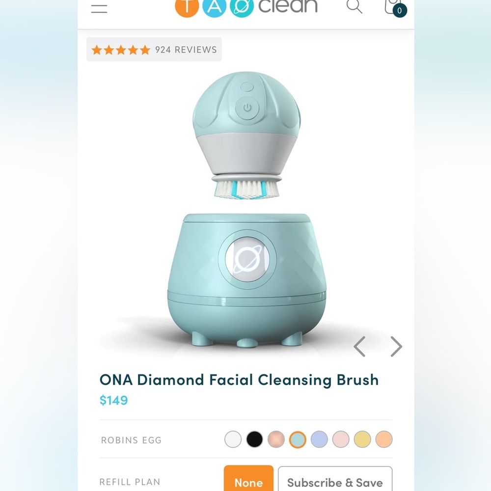 TAO clean facial brush